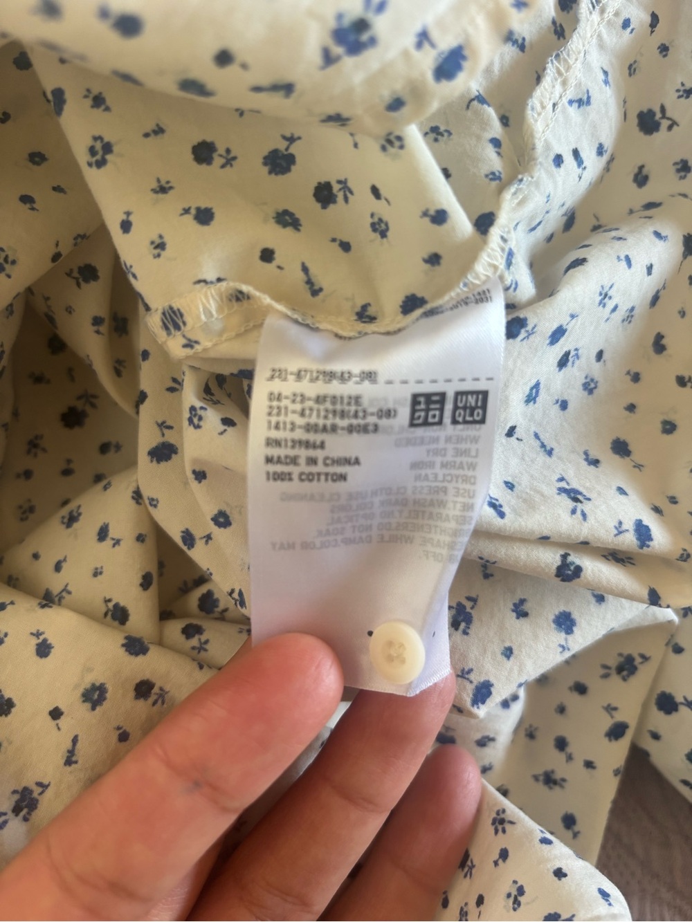 UNIQLO Blue Floral Tie Back Peasant Blouse Size S - Picture 6 of 7